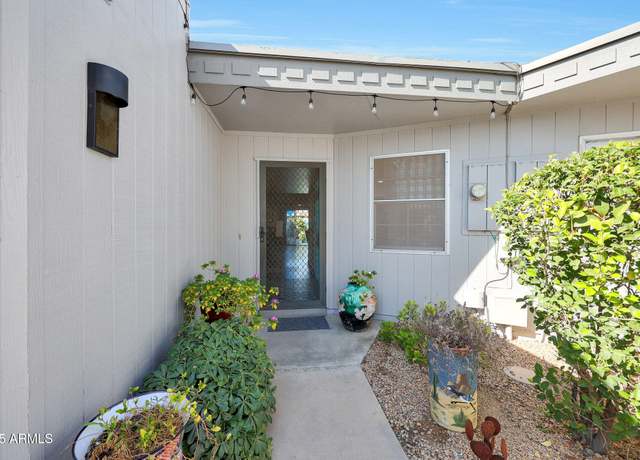 Property at 10540 W Palmeras Dr, Sun City, AZ 85373, 2 beds, 1 bath