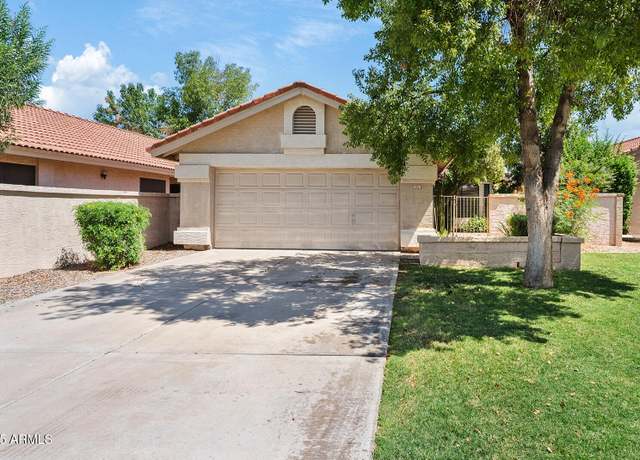 Property at 912 W Sunward Dr, Gilbert, AZ 85233, 2 beds, 2 baths