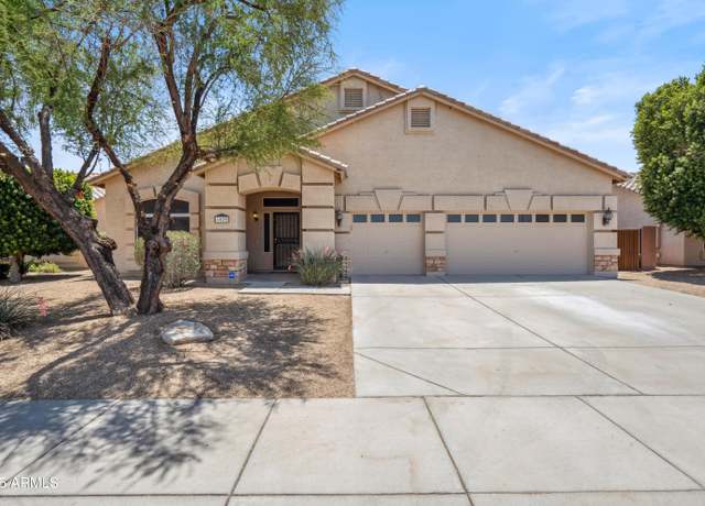 Property at 1029 E Ian Dr, Phoenix, AZ 85042, 4 beds, 2.5 baths