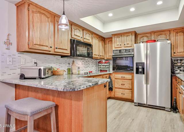 Property at 17404 N 99th Ave #310, Sun City, AZ 85373, 2 beds, 1.75 baths