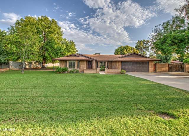 Property at 10517 W Earll Dr, Avondale, AZ 85392, 3 beds, 2 baths