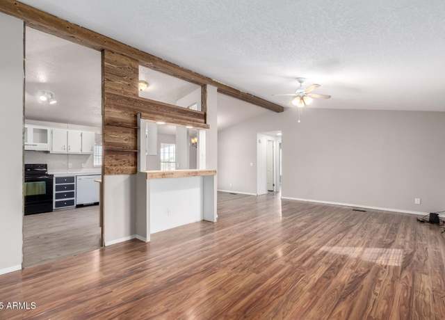 Property at 10428 E Horizon Trl, San Tan Valley, AZ 85143, 3 beds, 2 baths