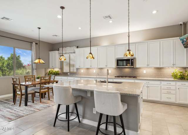 Property at 11609 W Andrew Ln, Peoria, AZ 85383, 3 beds, 2.5 baths