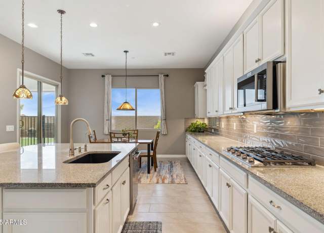 Property at 11609 W Andrew Ln, Peoria, AZ 85383, 3 beds, 2.5 baths
