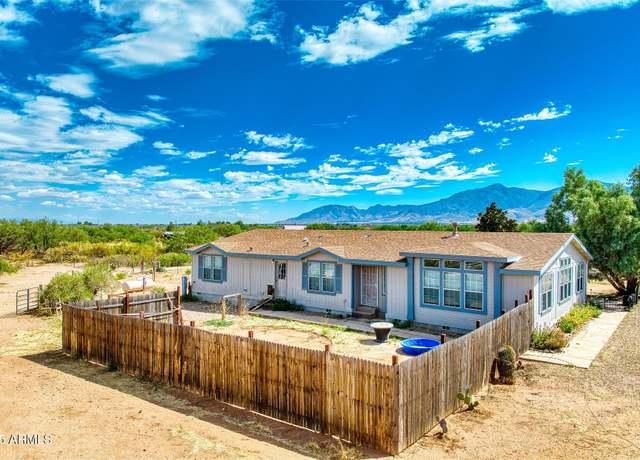 Property at 7203 E Garden Creek Trl, Sierra Vista, AZ 85650, 4 beds, 2.5 baths