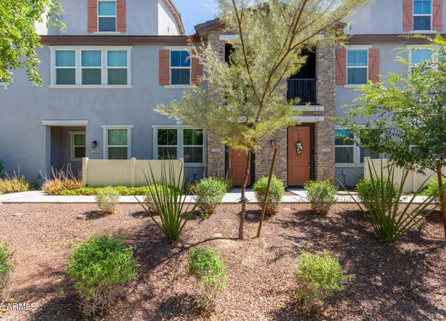 Property at 2286 E Hidalgo Ave, Phoenix, AZ 85040, 3 beds, 2.5 baths