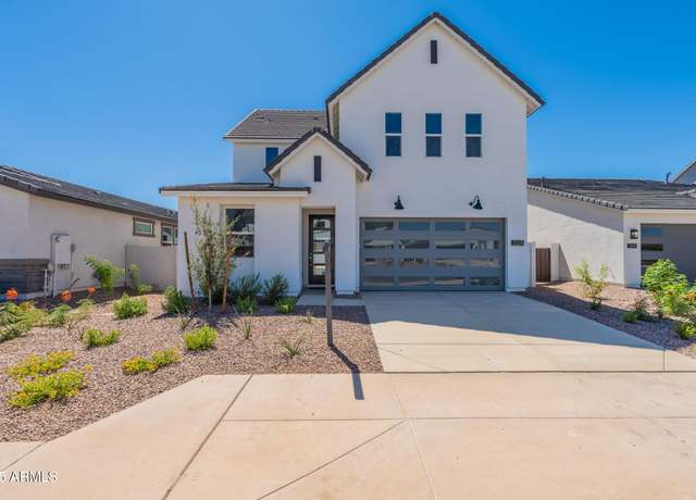 Property at 3325 W Garnet St, San Tan Valley, AZ 85144, 3 beds, 2.5 baths