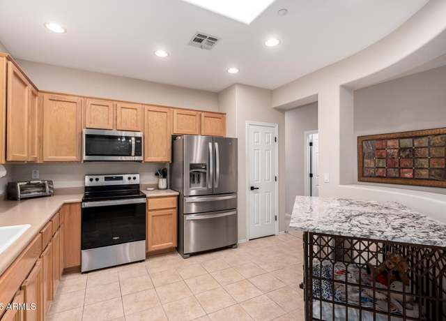 Property at 2951 W Plum Hollow Dr, Anthem, AZ 85086, 2 beds, 2 baths
