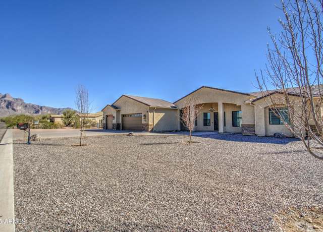 Property at 1727 E Hidalgo St, Apache Junction, AZ 85119, 5 beds, 3 baths
