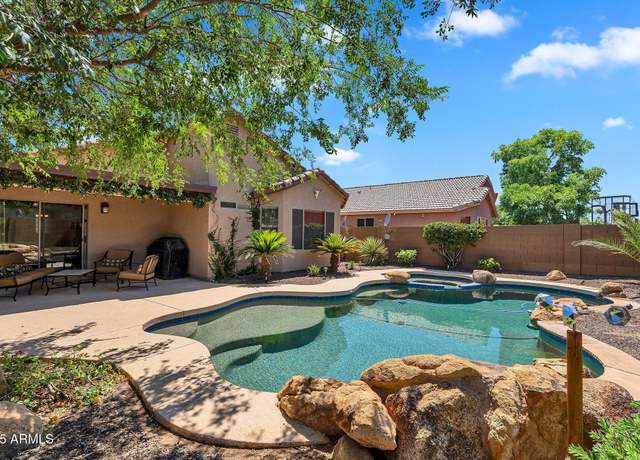 Property at 24886 W Huntington Dr, Buckeye, AZ 85326, 3 beds, 2 baths