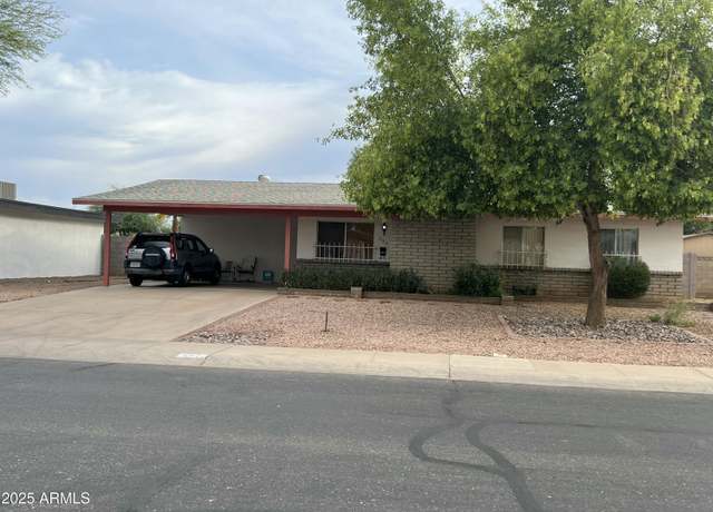 Property at 892 W Dublin St, Chandler, AZ 85225, 4 beds, 2 baths
