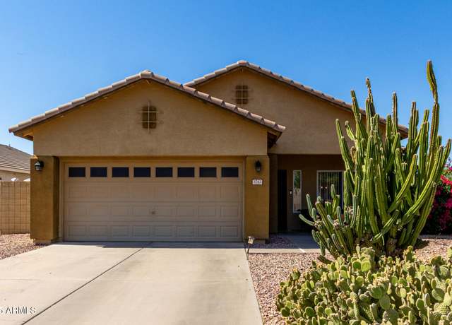 Property at 3742 E Sandy Way, Gilbert, AZ 85297, 4 beds, 2 baths