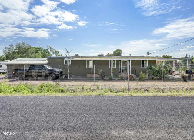 Property at 345 S Graham Way, Dewey, AZ 86327, 3 beds, 2 baths
