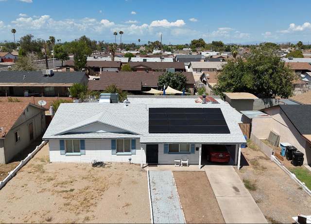 Property at 7426 W Montecito Ave, Phoenix, AZ 85033, 3 beds, 2.5 baths