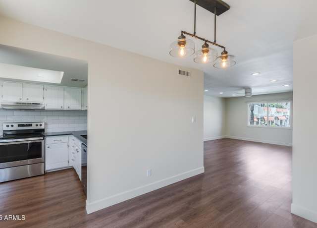 Property at 4201 E Camelback Rd #100, Phoenix, AZ 85018, 2 beds, 2 baths