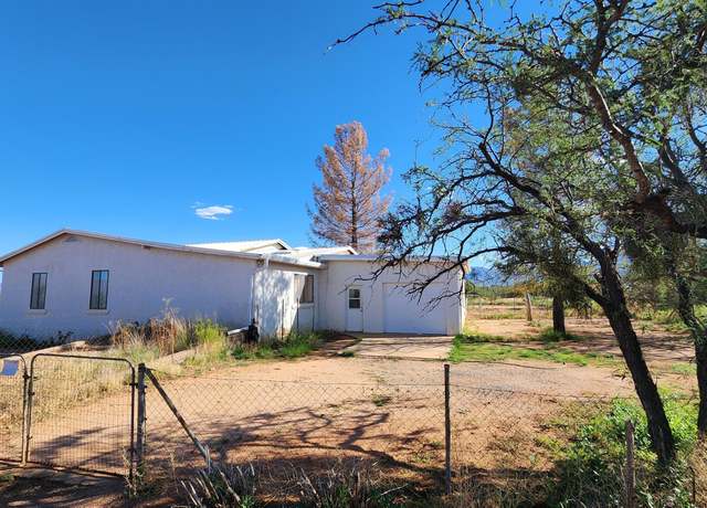 Property at 5447 S Ranch Rd, Sierra Vista, AZ 85650, 3 beds, 1 bath