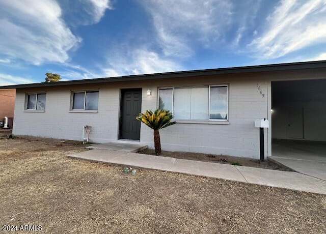 Property at 1665 W Crescent Ave, Mesa, AZ 85202, 3 beds, 2 baths