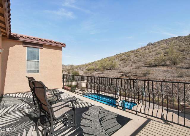 Property at 18121 W Las Cruces Dr, Goodyear, AZ 85338, 4 beds, 3.5 baths