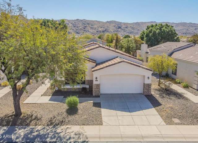 Property at 2223 E Branham Ln, Phoenix, AZ 85042, 3 beds, 2 baths