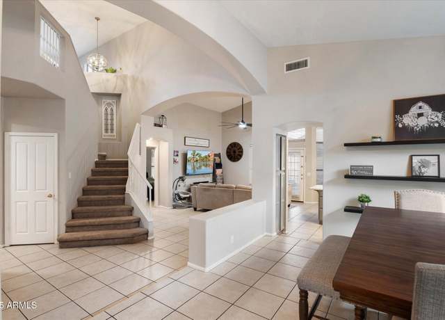 Property at 20440 N 39th Dr, Glendale, AZ 85308, 3 beds, 2.5 baths