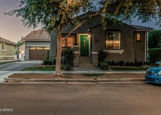 Property at 2721 E Tamarisk St, Gilbert, AZ 85296, 6 beds, 4 baths
