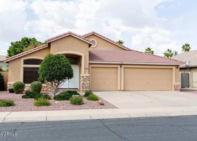 Property at 1894 E Sagebrush St, Gilbert, AZ 85296, 4 beds, 2 baths