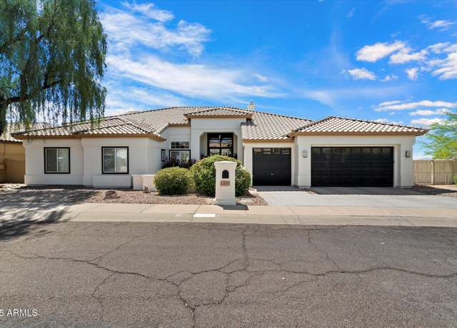Property at 12055 E Clinton St, Scottsdale, AZ 85259, 4 beds, 3.5 baths