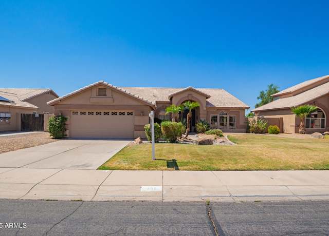 Property at 251 E Arabian Dr, Gilbert, AZ 85296, 4 beds, 2 baths