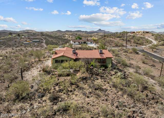 Property at 969 S Saguaro Dr, Wickenburg, AZ 85390, 3 beds, 2 baths