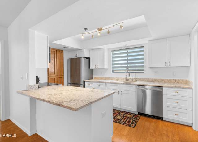 Property at 3031 N Civic Center Plz #317, Scottsdale, AZ 85251, 2 beds, 2 baths