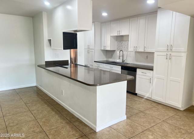 Property at 1816 E Palmcroft Dr, Tempe, AZ 85282, 4 beds, 2 baths