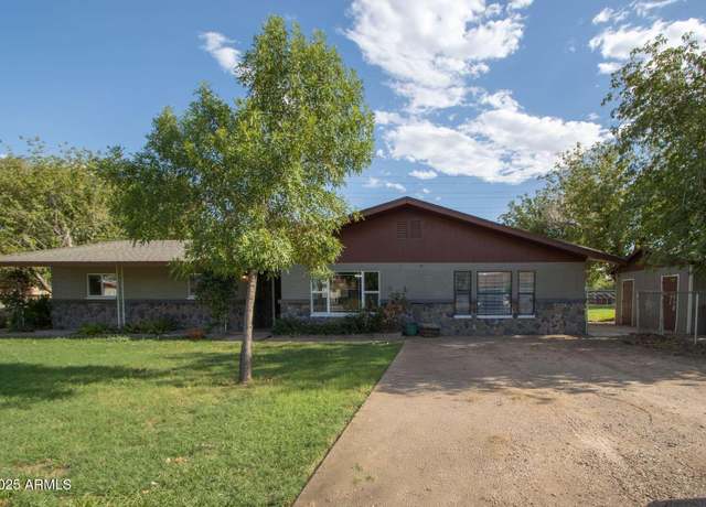 Property at 2975 E Campbell Rd, Gilbert, AZ 85234, 5 beds, 3 baths