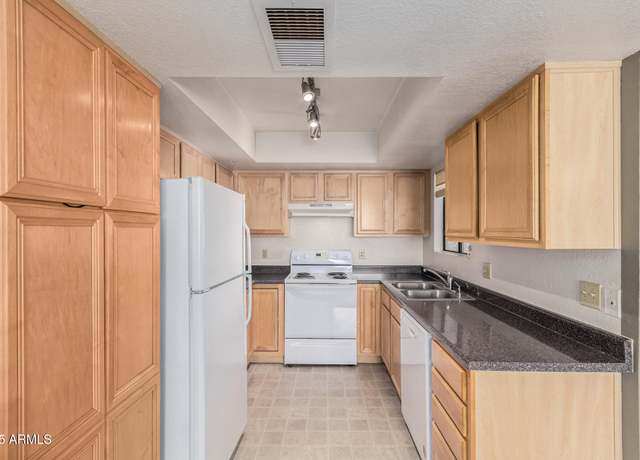 Property at 8155 E Roosevelt St #204, Scottsdale, AZ 85257, 2 beds, 2 baths