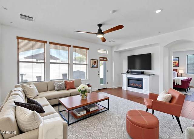 Property at 29798 N 121st Dr, Peoria, AZ 85383, 3 beds, 2 baths