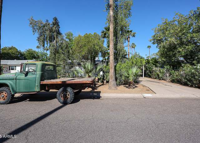 Property at 4142 N 35th St, Phoenix, AZ 85018, 3 beds, 2 baths