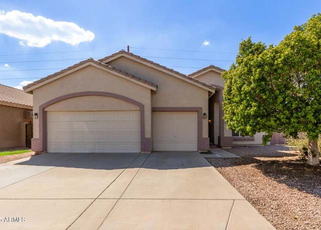 Property at 1818 S Saddle St, Gilbert, AZ 85233, 3 beds, 2 baths