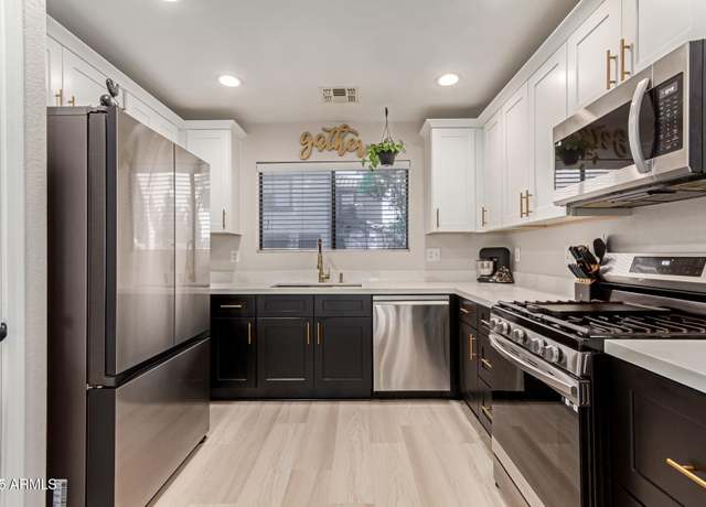 Property at 640 E Browning Way, Chandler, AZ 85286, 3 beds, 2 baths