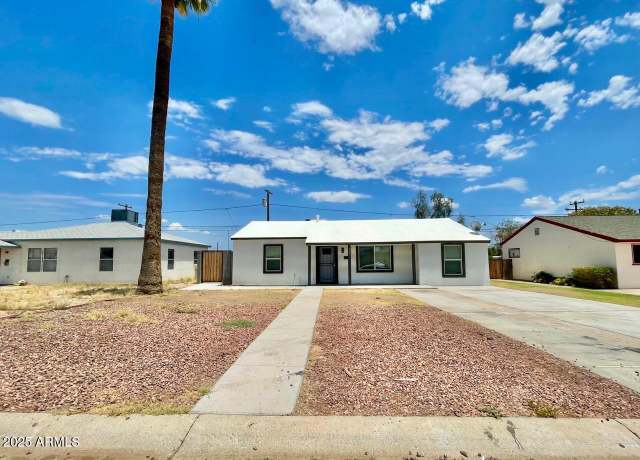 Property at 205 N Los Robles Dr, Goodyear, AZ 85338, 3 beds, 2 baths