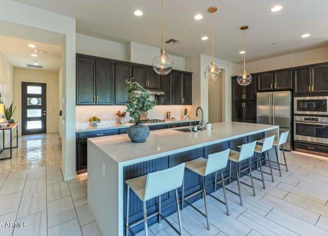 Property at 7330 E Vista Bonita Dr, Scottsdale, AZ 85255, 3 beds, 2.5 baths