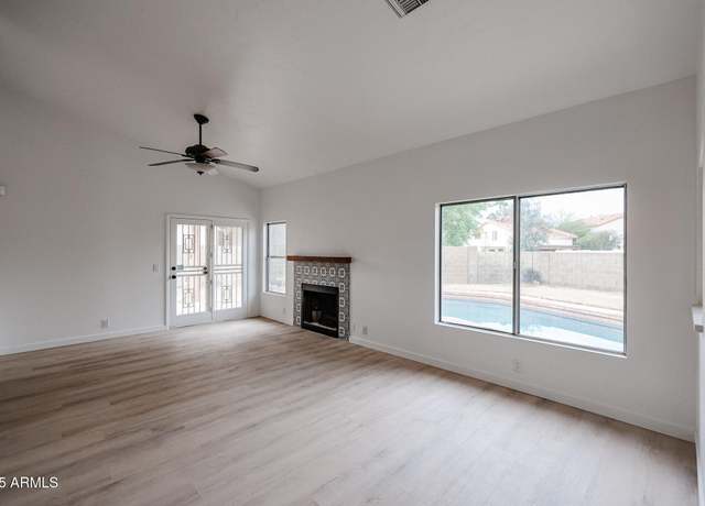 Property at 18429 N 16th Way, Phoenix, AZ 85022, 3 beds, 2 baths