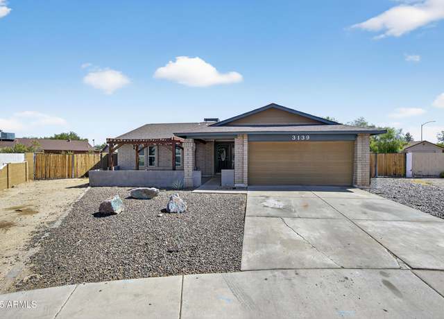 Property at 3139 S Date Cir, Mesa, AZ 85210, 4 beds, 2 baths