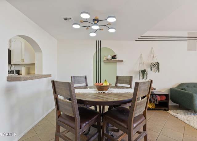 Property at 811 W 13th St, Tempe, AZ 85281, 2 beds, 1.5 baths