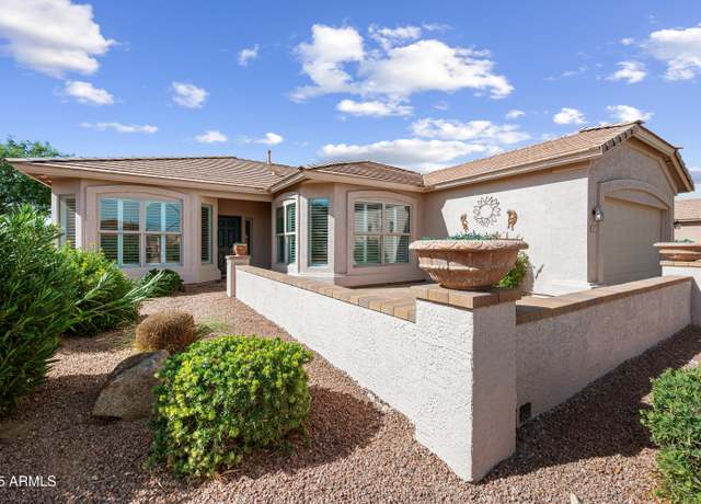 Property at 3127 E Palm Beach Dr, Chandler, AZ 85249, 2 beds, 2 baths