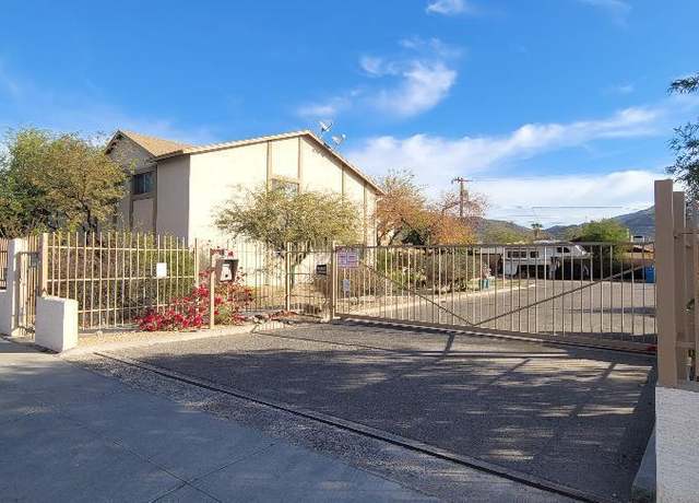 Property at 10815 N 18th Ave #2, Phoenix, AZ 85029, 4 beds, 2 baths