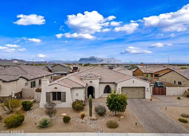 Property at 1319 N Chatsworth St, Mesa, AZ 85207, 4 beds, 3.5 baths