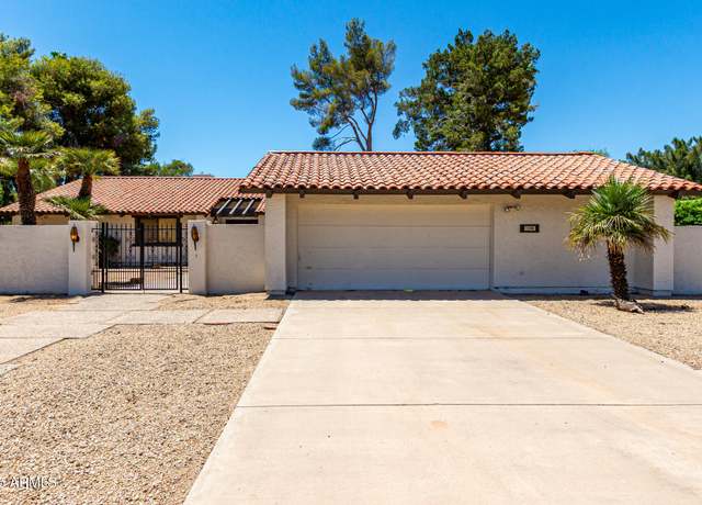 Property at 1108 N Oro Vis, Litchfield Park, AZ 85340, 3 beds, 2.5 baths
