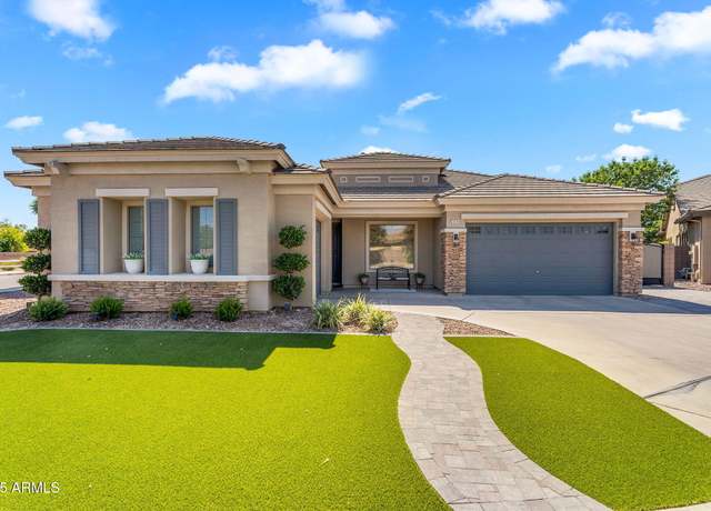Property at 4236 S John Way, Chandler, AZ 85249, 6 beds, 3.5 baths