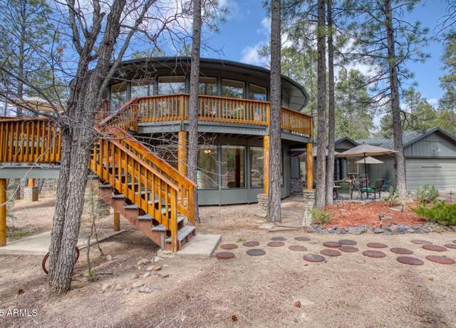 Property at 902 Rim Rd, Pinetop, AZ 85935, 2 beds, 3 baths