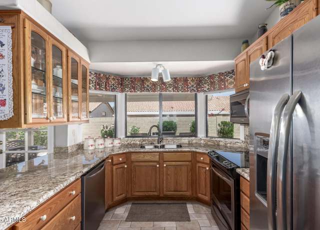 Property at 11206 W Sieno Pl, Avondale, AZ 85392, 4 beds, 2 baths