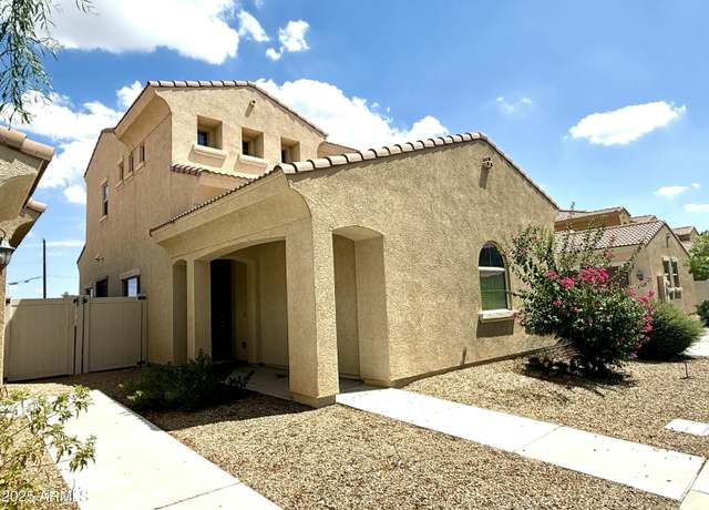 Property at 1367 S Country Club Dr #1039, Mesa, AZ 85210, 3 beds, 2.5 baths